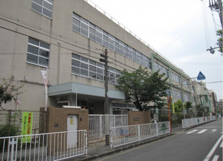 東大阪市立高井田東小学校まで410m