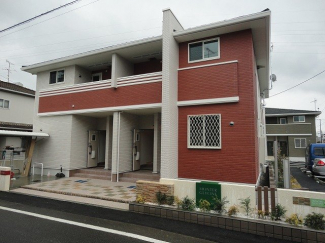 落ち着いた雰囲気の外観です