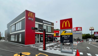 マクドナルドクロスモール須磨店まで598m