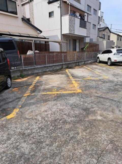 神戸市灘区烏帽子町３丁目の駐車場の画像