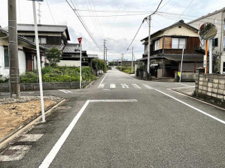 西側道路