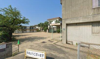 四国中央市立寒川小学校まで838m