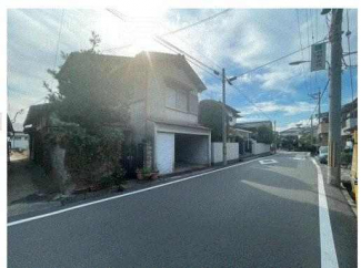 建築条件なし売り土地　古家あり　前面道路幅　約５．５ｍ　公道