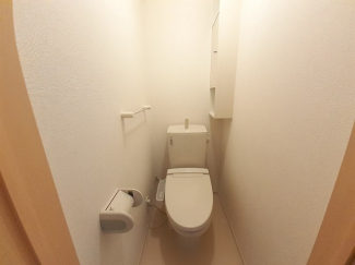 ゆったりとした空間のトイレです