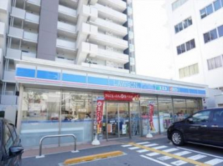 ローソン南金田二丁目店まで191m