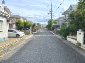 【前面道路含む現地写真】