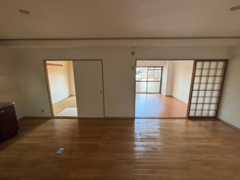 【居間・リビング】