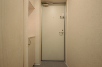 明るい玄関です