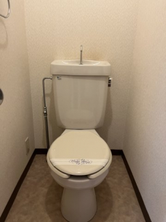 シンプルで使いやすいトイレです