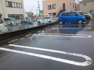 駐車場に車を止められます