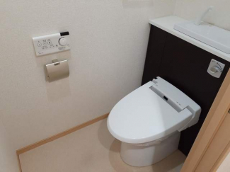 落ち着いたトイレです