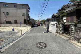 更地　整形地　建築条件なし売り土地　土地間口広々１１．６ｍあ