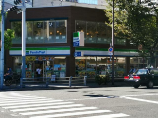 ファミリーマート西天満店まで51m