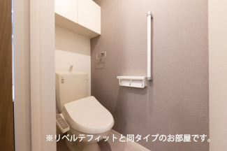 シンプルで使いやすいトイレです