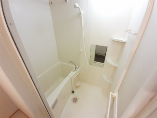 日々の疲れを癒すお風呂付です