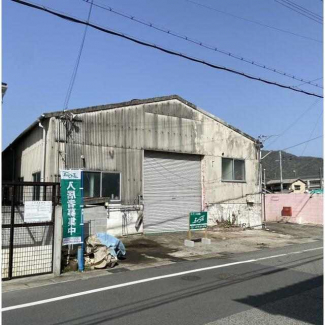 たつの市龍野町片山の倉庫の画像