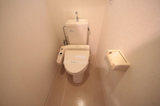 シンプルで使いやすいトイレです