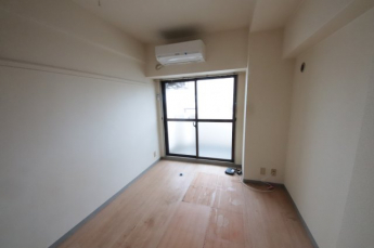 ゆったり過ごせるリビングです