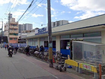 サンディ豊中本町店まで283m