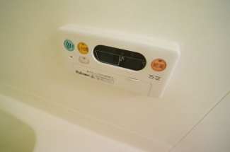 参考、同建物・反転間取りの号室