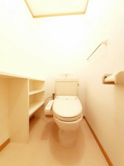 シンプルで使いやすいトイレです