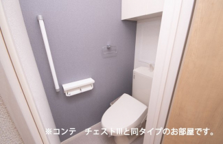 ゆったりとした空間のトイレです