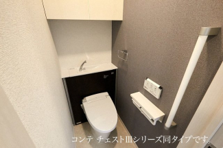 コンパクトで使いやすいトイレです