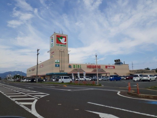 平和堂　今津店まで1000m