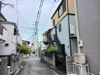 【前面道路含む現地写真】