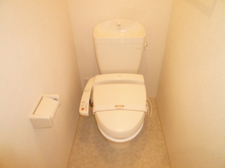 シンプルで使いやすいトイレです