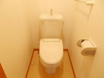 シンプルで使いやすいトイレです