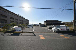 小篠春日２８駐車場の画像