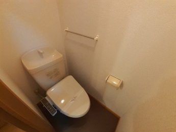 シンプルで使いやすいトイレです