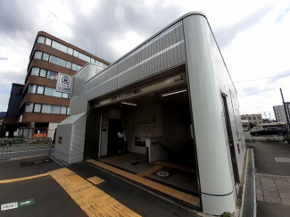 地下鉄　三条京阪駅まで285m