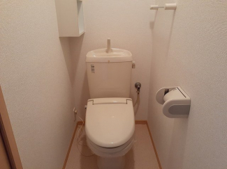 ゆったりとした空間のトイレです