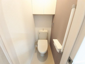 ゆったりとした空間のトイレです