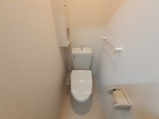 シンプルで使いやすいトイレです