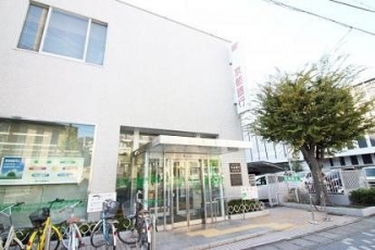 京都銀行　山科中央支店まで400m