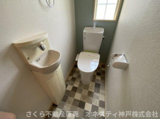 トイレ新調。1階トイレです。