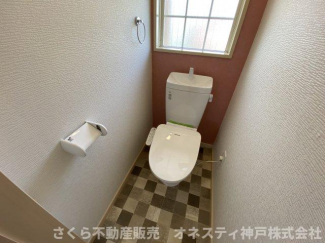 トイレ新調。2階トイレです。