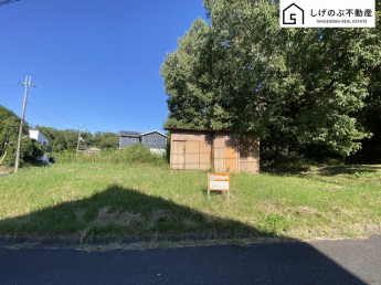 ひろびろ角地となっております♪