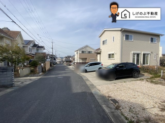 前面道路です