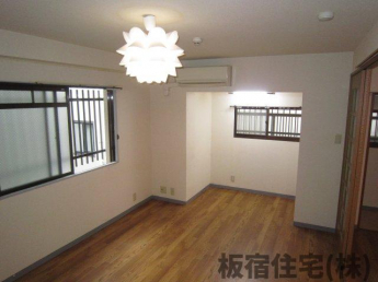 ソフィア板宿の画像