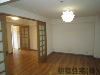 ソフィア板宿の画像