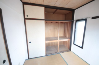 和室ならではの温かな和の空間で寛ぎの時間を過ごせます
