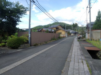 【前面道路含む現地写真】