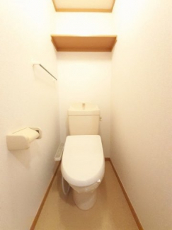 ゆったりとした空間のトイレです