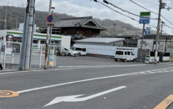 ファミリーマート曙川東一丁目店まで353m