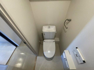 落ち着いたトイレです