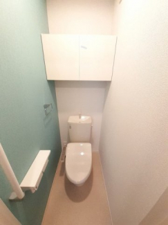 コンパクトで使いやすいトイレです